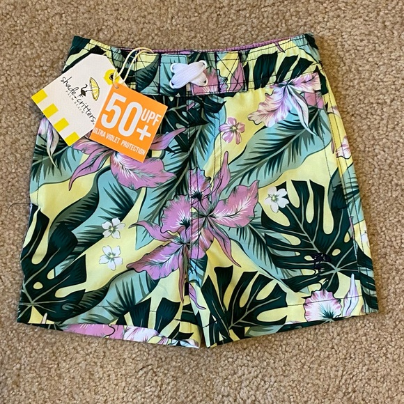 4 Way Stretch Swim Trunks in Tropical Oasis - Shade Critters - Picture 3 of 7